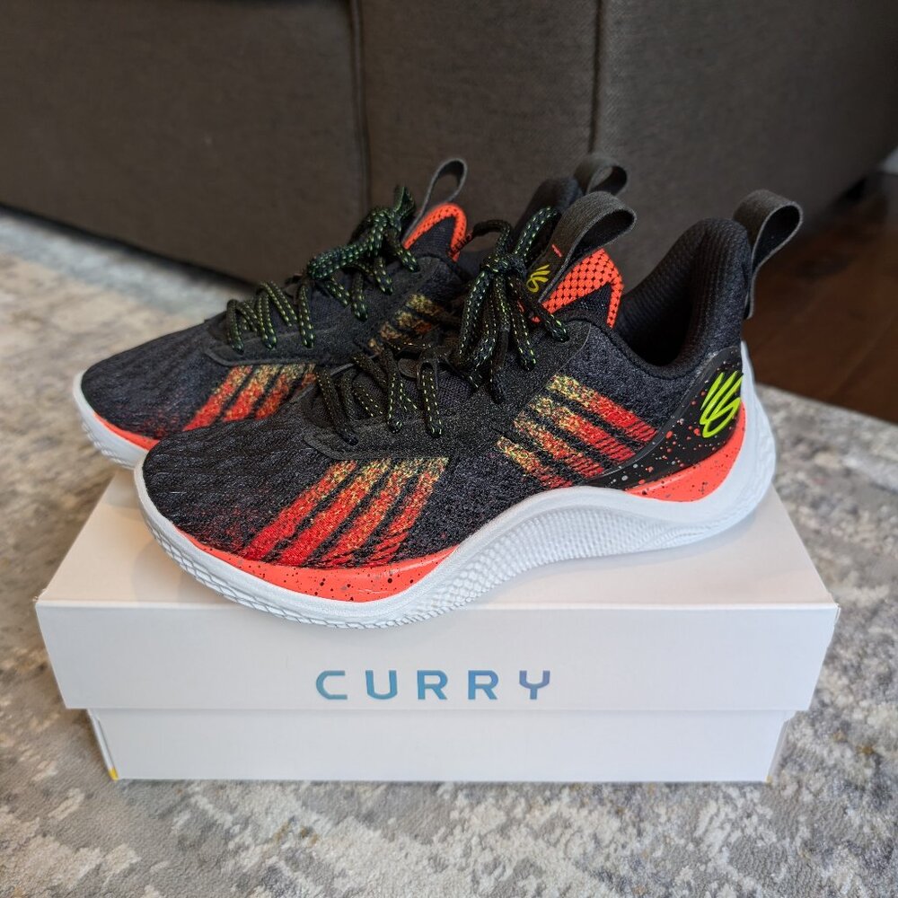 Under Armour Curry 10 Iron Sharpens Iron Boys' Basketball Shoes size 4Y